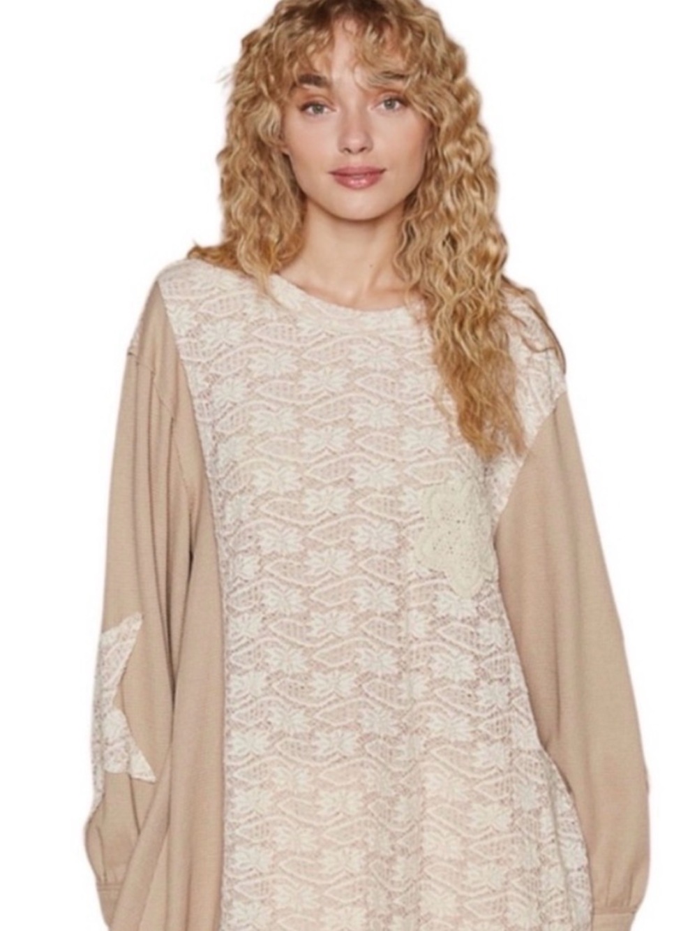 POL Beige and Cream Lace Oversized Tunic Size Medium